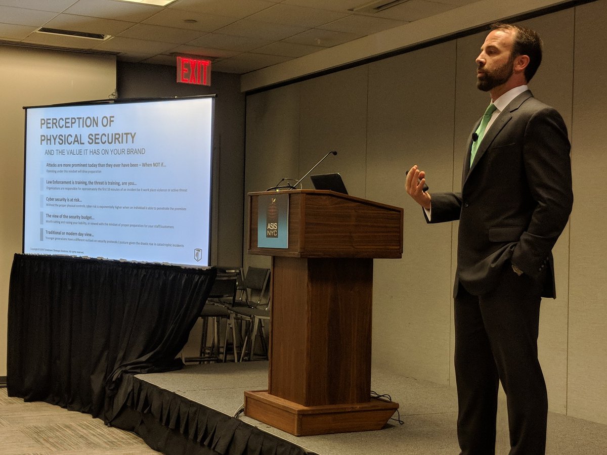 ASIS_Intl's tweet photo. 'First responders would love to arrive the moment they get the call, but your security team owns the first 10 minutes of an active threat situation'—Mike Biller, discussing Active Threats and Security Culture #ASISNYC18 https://t.co/InTkJsQmvP