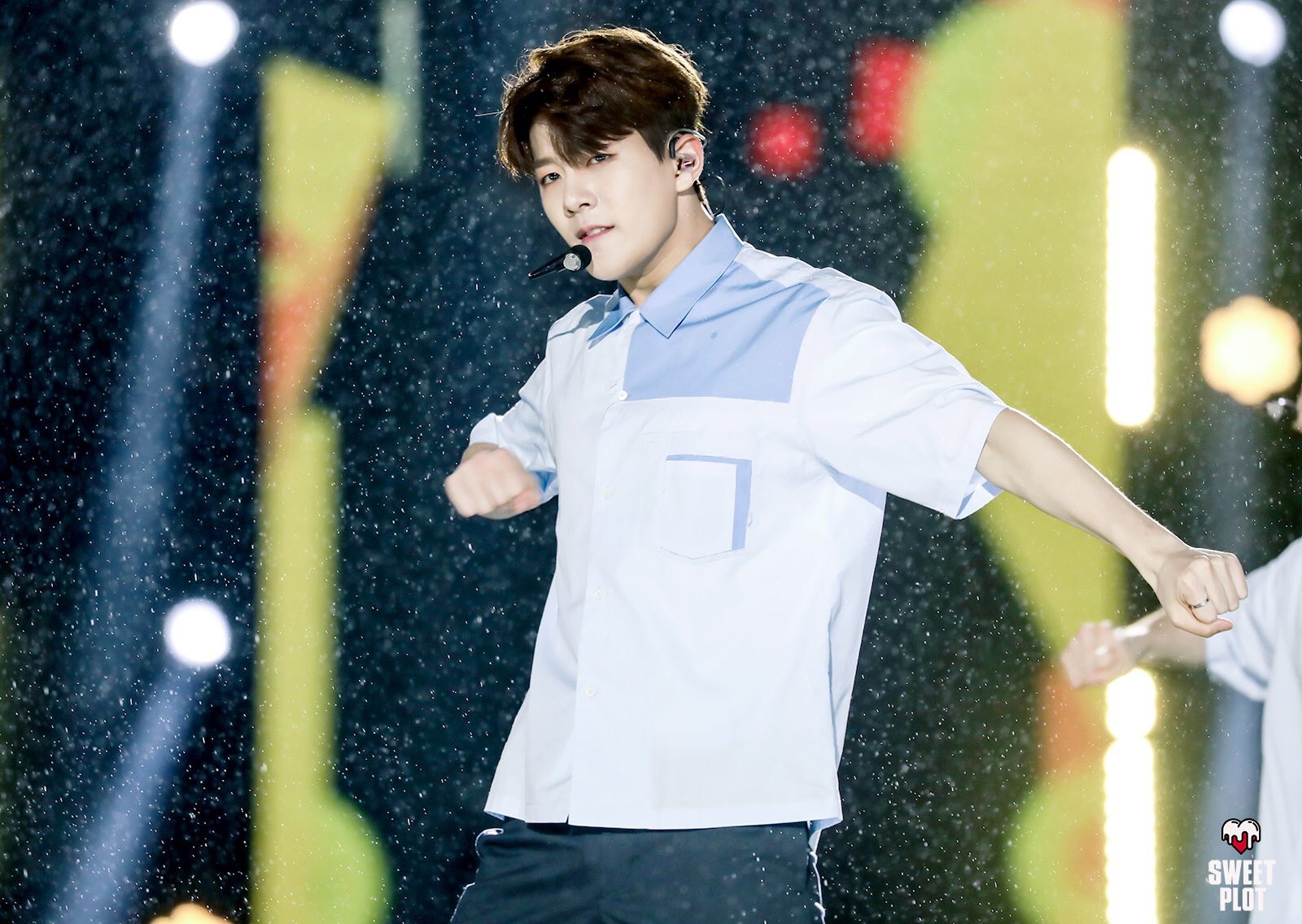 DdZm-EaU0AARCIo.jpg:large