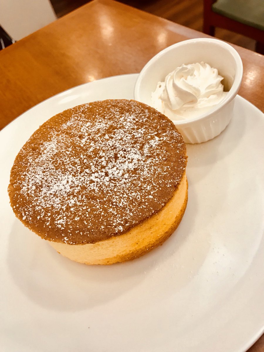 湘南らぱん على تويتر 藤沢駅北口のさいか屋地下1階の キーコーヒー で パンケーキセットを先日食べました ふわふわ系パンケーキとコーヒーで600円台 パンケーキは何だか懐かしい美味しさ 珈琲も本格的な味わいです コスパ良いなと思いました 湘南 藤沢