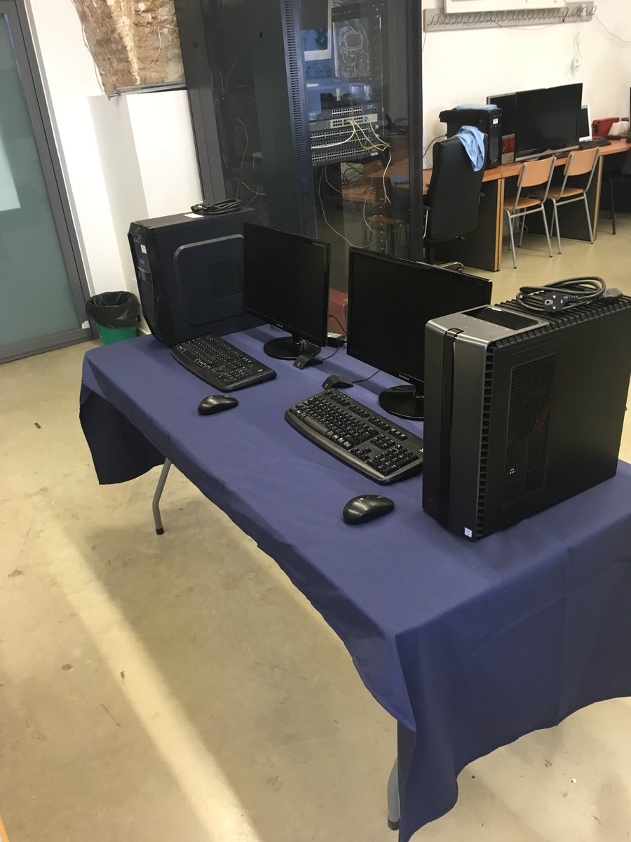 TelecoLANParty's tweet photo. Esta noche de los museos estaremos con nuestros amigos de @MirandaRetro  para que podáis conocer la #vr de ##ps4 y el #fornite en #pc 🕹¡¡¡ No te lo pierdas, ✏️ en @ETSIT_UPCT  de @UPCTnoticias  el sábado !!! https://t.co/DZslTrjf5i