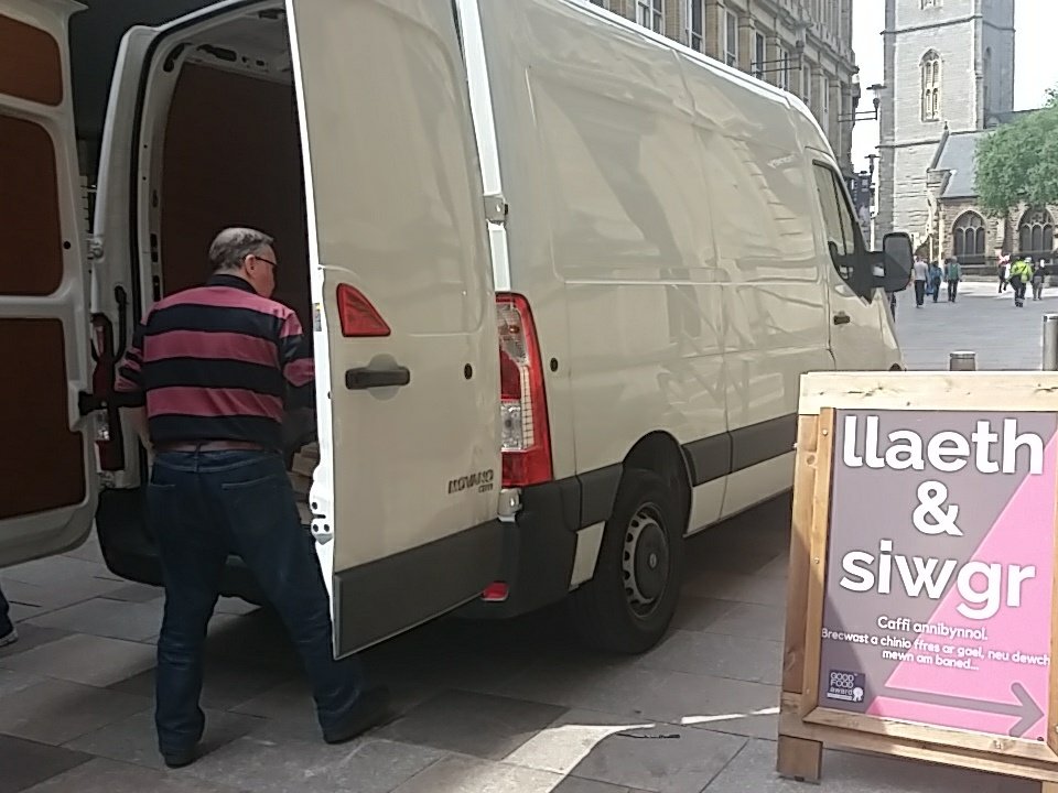 USW_FUSE's tweet photo. Our boards are here! @llaethsiwgr Can't wait to show everyone our work 😊
#fuse2018 #gradshow #USWAdvertising https://t.co/lGgILh7nhh