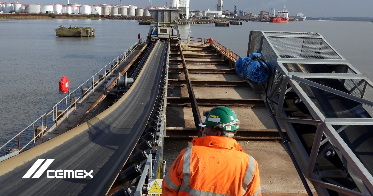 🥇Well done #DagehamWharf! 🥇They delivered more tonnes of aggregate by barge than ever before! ⛴💪 ow.ly/6ZgU30k0jnl
