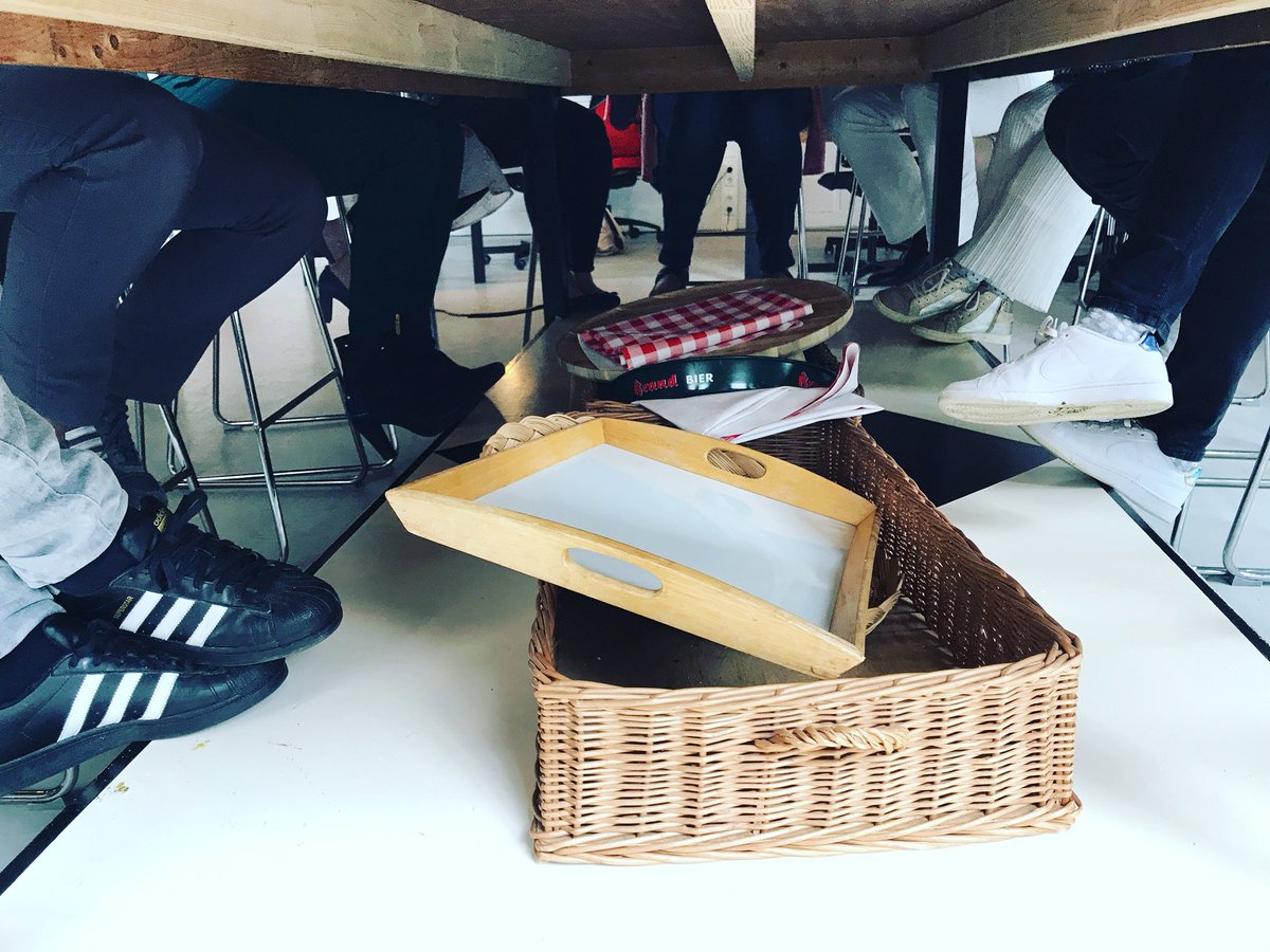 Happy Feet! #lunch #flexwerken #vergaderen #schagen