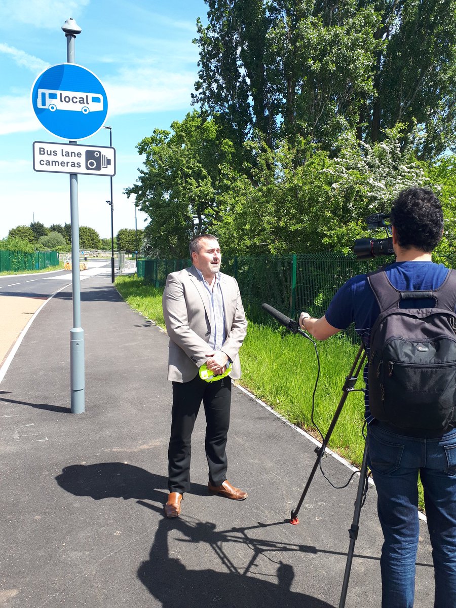 cjtburton's tweet photo. Arrived in Bristol to see community engagement and collaboration on the Bristol Metrobus scheme. @ICESouthWest #ICESWAwards2018 https://t.co/YCyHCz8OLI