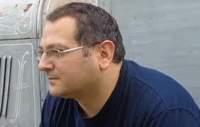 vestaleseditora's tweet photo. No te pierdas la entrevista que @edellutri realizó con @AnyLibros: "Para mí, esta saga es pura alegría, porque no ha hecho más que darme satisfacciones". Podés leerla acá 👉 https://t.co/v7kaRRWp7p #Putaparió #Gillette #Policial https://t.co/RFOD3IZXdv