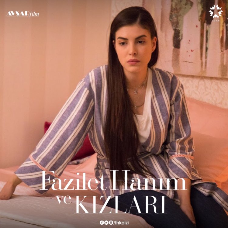 fhkdizi's tweet photo. Hazan’ı zor bir karar bekliyor!
#fazilethanımvekızları yeni bölümüyle Cumartesi akşamı Star’da. @startv @BaysalDeniz https://t.co/i1AYxzFIk9