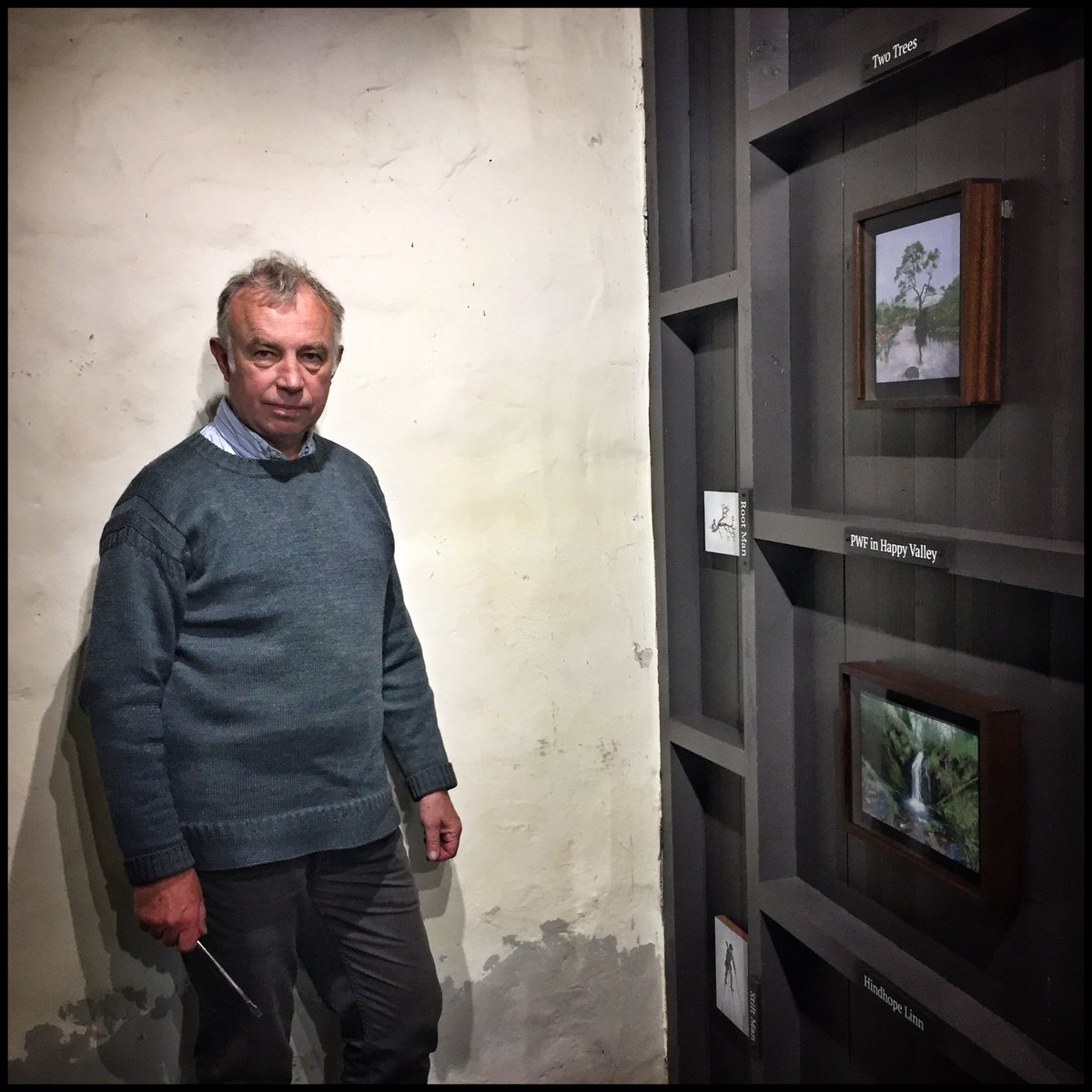 3rosella's tweet photo. Working with #markfairnington installing his stunning paintings @CherryburnNT @NorthEastNT for @mcahe_NU @UniofNewcastle #GetNorth2018 https://t.co/SxpWpPme0S