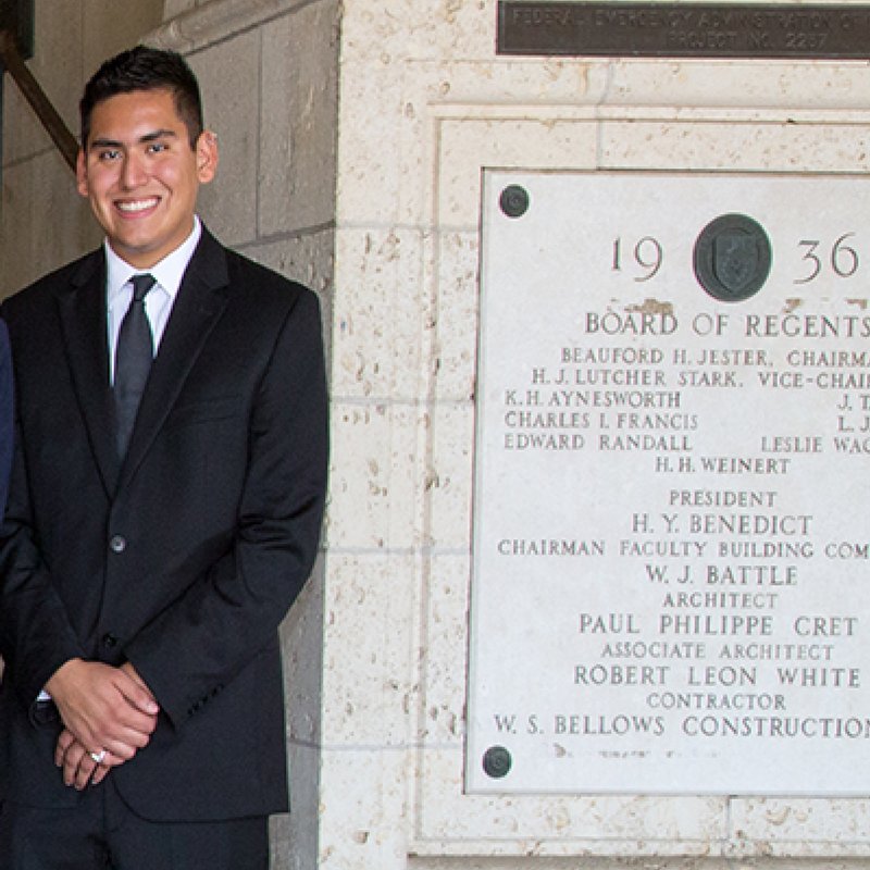 ut_uths's tweet photo. #TBT to #UTHS staff, Guillermo, who does everything from answering phones, helping staff, and solving tech issues, all with a smile! He cleans up well for #UTHSgrad, too! #UTHighSchool #onlinehighschool #UTHSpartner https://t.co/5KL8odF4G4