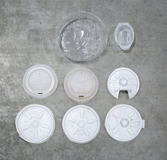 PlasticEveryday's tweet photo. Let's talk about biodegradable and compostable plastic, or PLA.
.
What is good about biodegradable plastic is that it is made from plant-based oils such as cornstarch instead of oil. Which is great! It can be industrially composted at specialist faciliti… https://t.co/LJSLWACMK3 https://t.co/0VourdRUDx