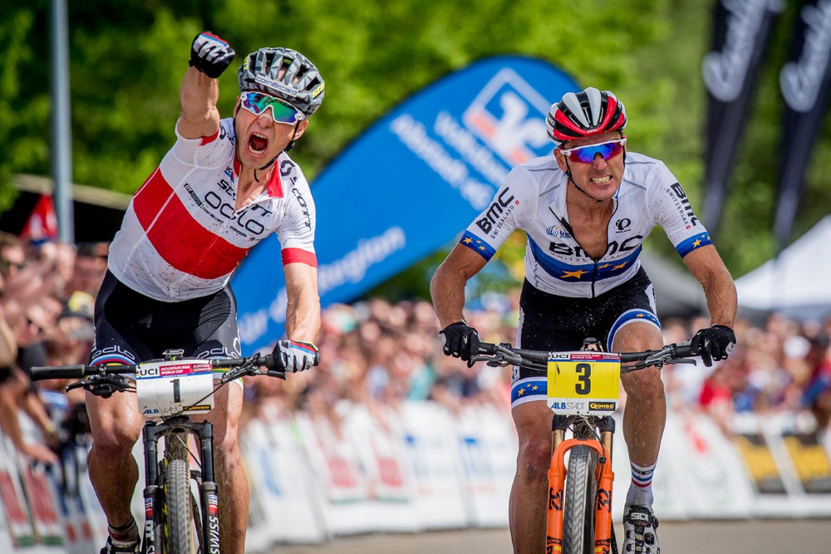 bikeonscott's tweet photo. Thanks Julien Absalon for pushing our sport to new levels. It’s been an honour to be part of your journey! The hard battles and photo-finish sprints with Nino Schurter belong to the best entertainment the sport of mountain biking has ever seen.
#julienabsalon #legend https://t.co/lEzb9vOzsR