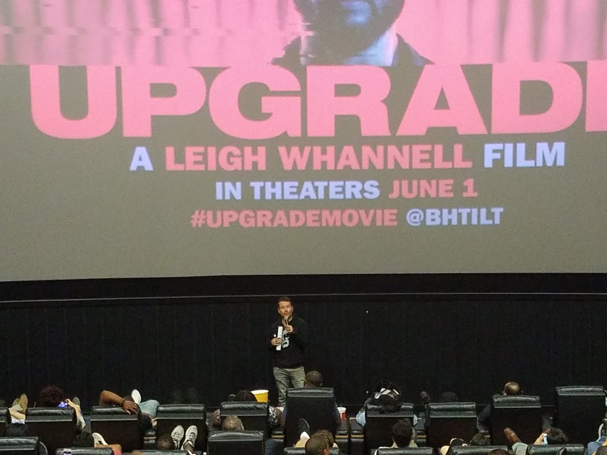 VDA_Net's tweet image. What a treat seeing #UpgradeMovie movie with @LWhannell present! Some lucky folks got posters personalized by him (and I'm totally not jealous). Loved the Pazuzu shirt btw, Leigh, perfect for DC :)