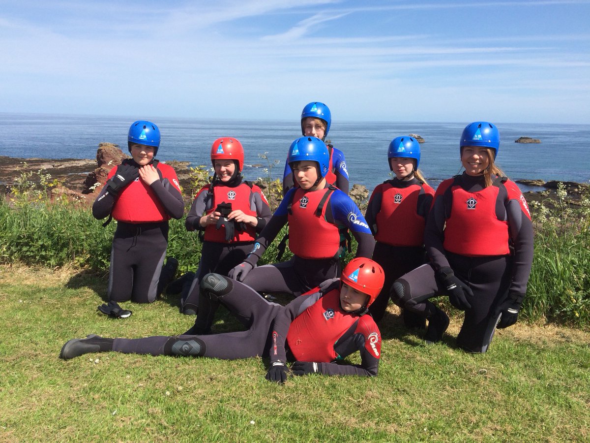outdoormgfl's tweet photo. @BeeslackHigh S3 Zone Group survived their last day coasteering 😁. What a way to end a fantastic week of Outdoor Learning Activities. Brilliant to see students challenging themselves, great learning experiences. @MidlothianView @mideduteam https://t.co/uoY5lV7Sz6
