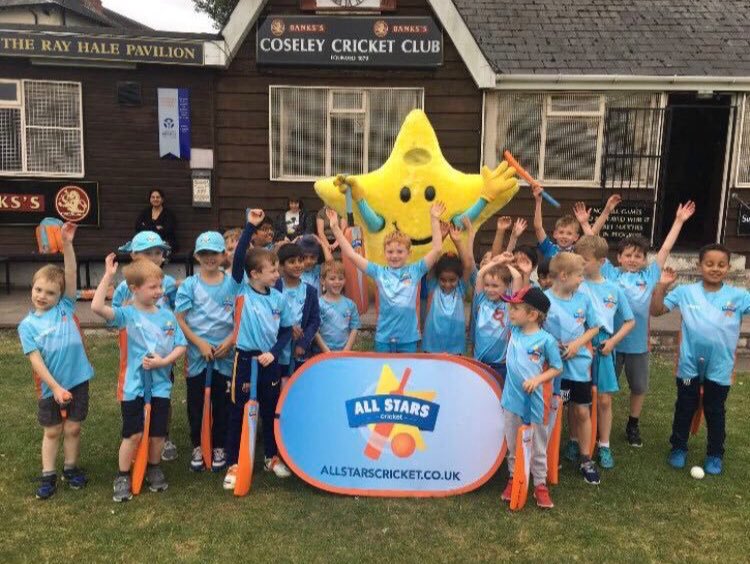 Still time to get signed up on All Stars Cricket before the start on the 4th June more info here! ecb.clubspark.uk/AllStars/Cours… #BigMoments #AllStarsCricket