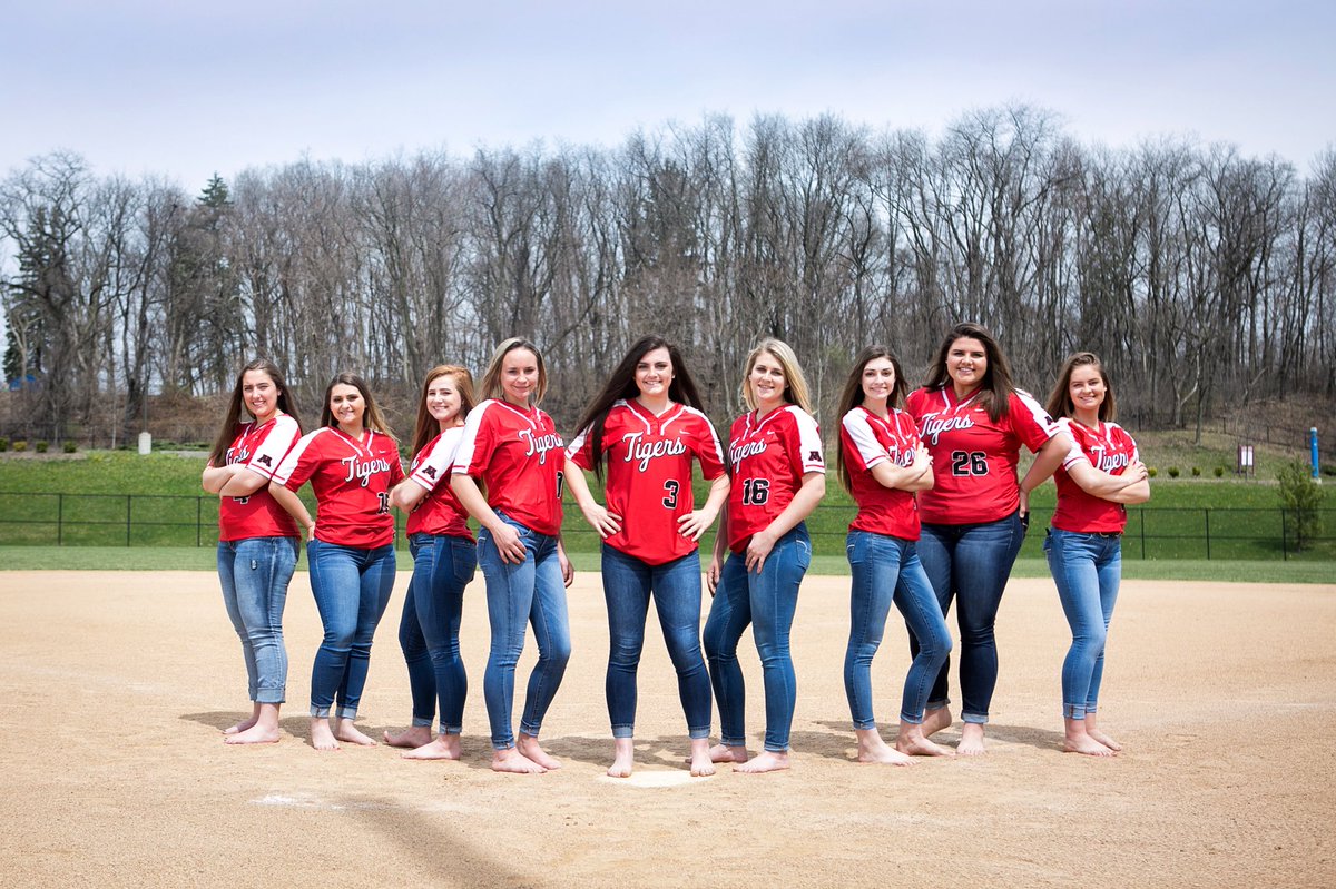 it was a great season this year! the girls did so many great things. thank you seniors for the last 4 years, you will be missed dearly!❤️❤️❤️