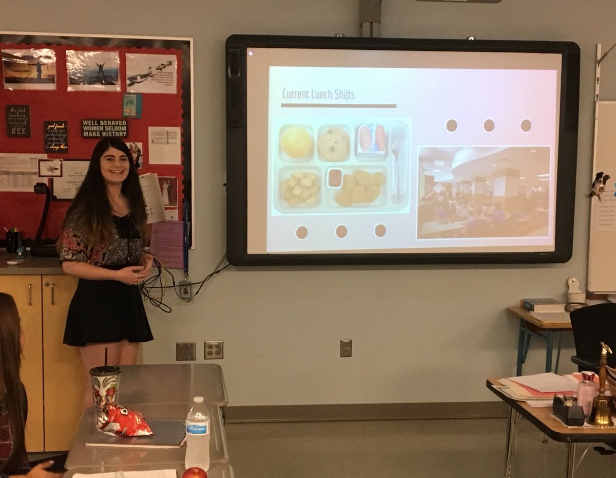 LancerEnglish's tweet image. Hannah H brought snack choices for her peers as she explained the benefits of a longer lunch period. #finalproposal @FCC_DualEnroll @LHSJournalism @FCPSMaryland