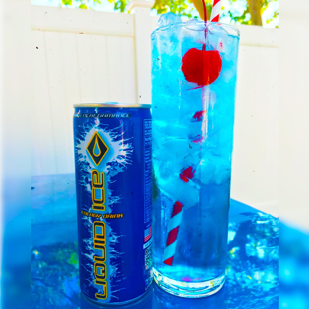 Drink_LiquidIce's tweet photo. #LiquidIceBlue | #VanillaVodka  | #Cherry | #LiquidIce #EnergyDrink #Blue #Vanilla #Vodka #Cherry #liqueur #tipsy #tipsybartender #cocktail #cocktails #cocktailporn #drinkgasm #drinkporn #mixology #mixologists #alcohol #drinks #cheers https://t.co/E0vjqcT7wS