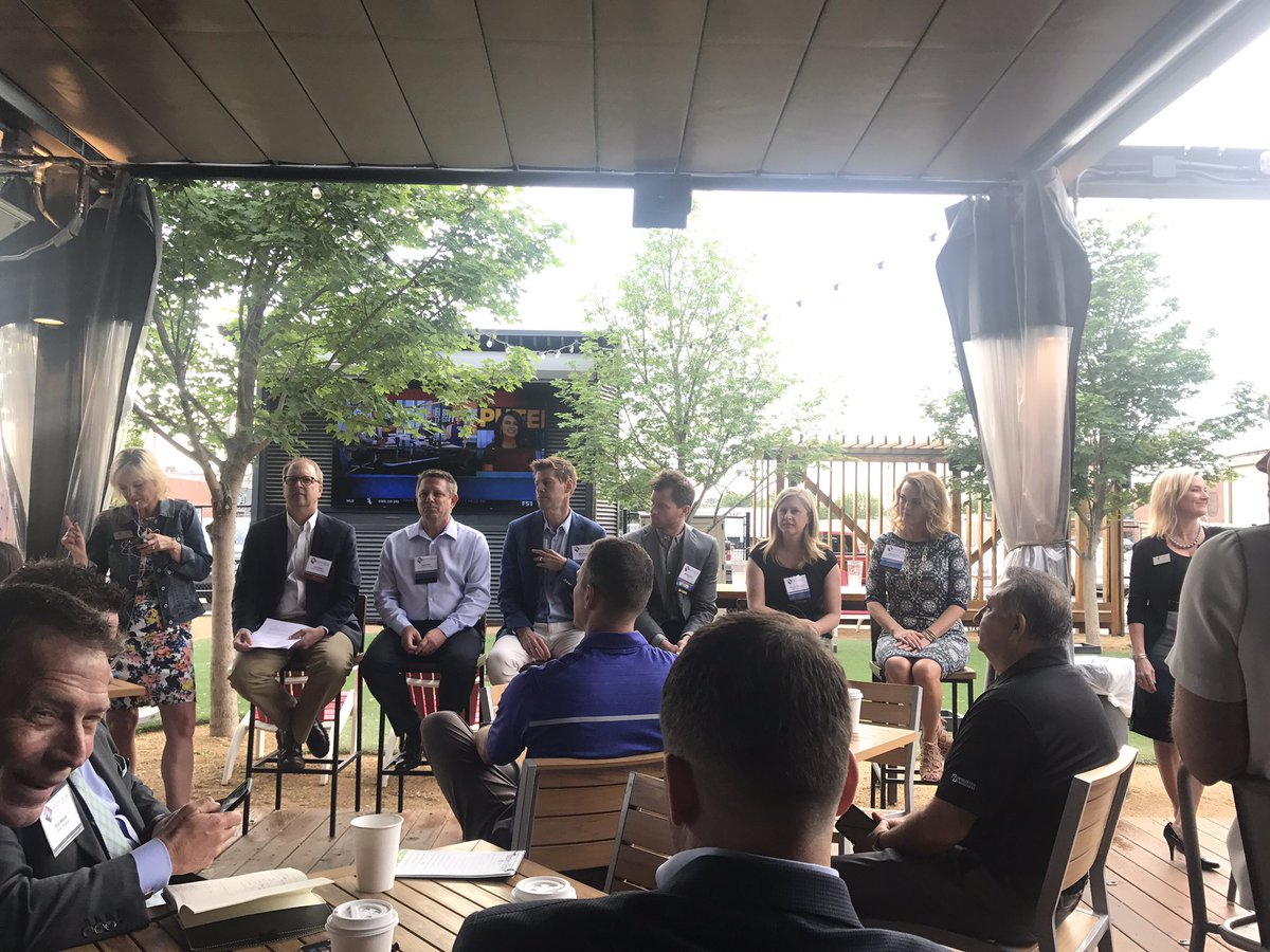 yaegerarch's tweet image. We're having chicken and waffles at @ChickenNPickle with our AEC and CRE friends in KC talking design &amp;amp; development trends in #destinationretail #retailcre #pickleball #restaurantdesign @MWM_KC