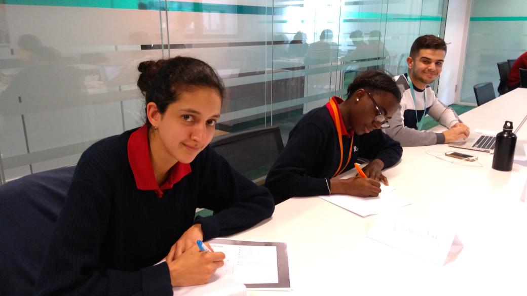 EstelleBouling's tweet photo. Les volontaires @EPIDE_Officiel préparent leur pitch avec nos coachs Jean-Pierre et Anne au siège @AdeccoGroupFR  #Adely. Merci pour leur engagement avec la @FondationAdecco. https://t.co/eV6uEJTpQi