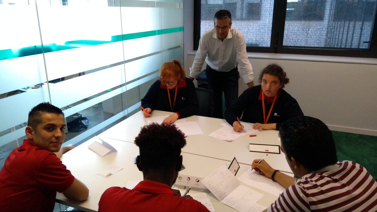 EstelleBouling's tweet photo. Les volontaires @EPIDE_Officiel préparent leur pitch avec nos coachs Jean-Pierre et Anne au siège @AdeccoGroupFR  #Adely. Merci pour leur engagement avec la @FondationAdecco. https://t.co/eV6uEJTpQi