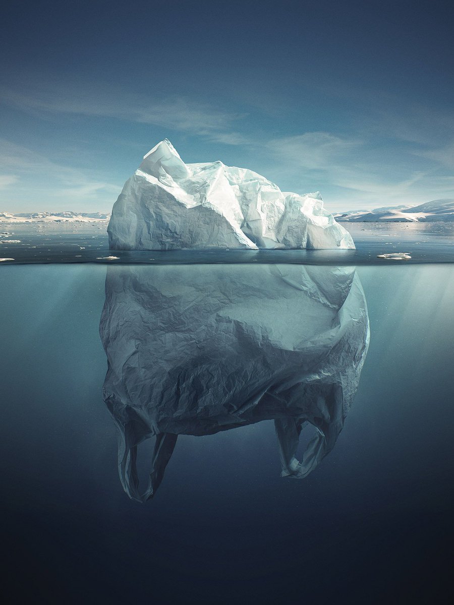 MatusBence's tweet photo. @vaughnwallace thats sad that you chose a stolen idea and "artwork" to be on your cover page. NatGeo should know better. 
https://t.co/TdJasBuQS6 https://t.co/Tgs6fdutAC