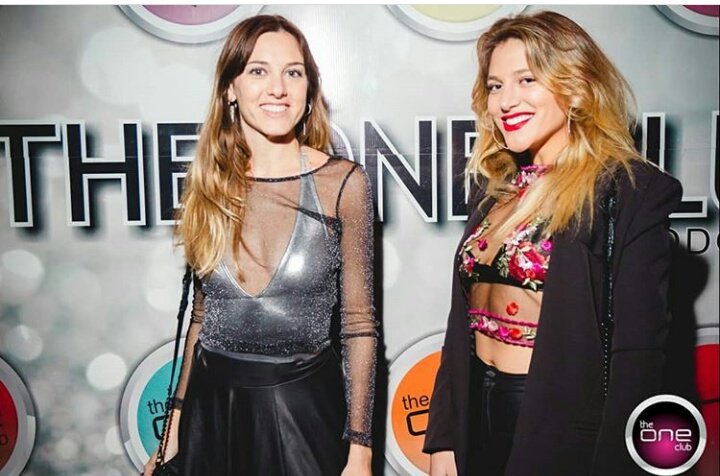 panica_gladys's tweet photo. #LasFarjat en 
#theoneclubsm 
🎵🎶🎧🎤😍😍🔝💅👀👄 https://t.co/3C7MnUUKEH