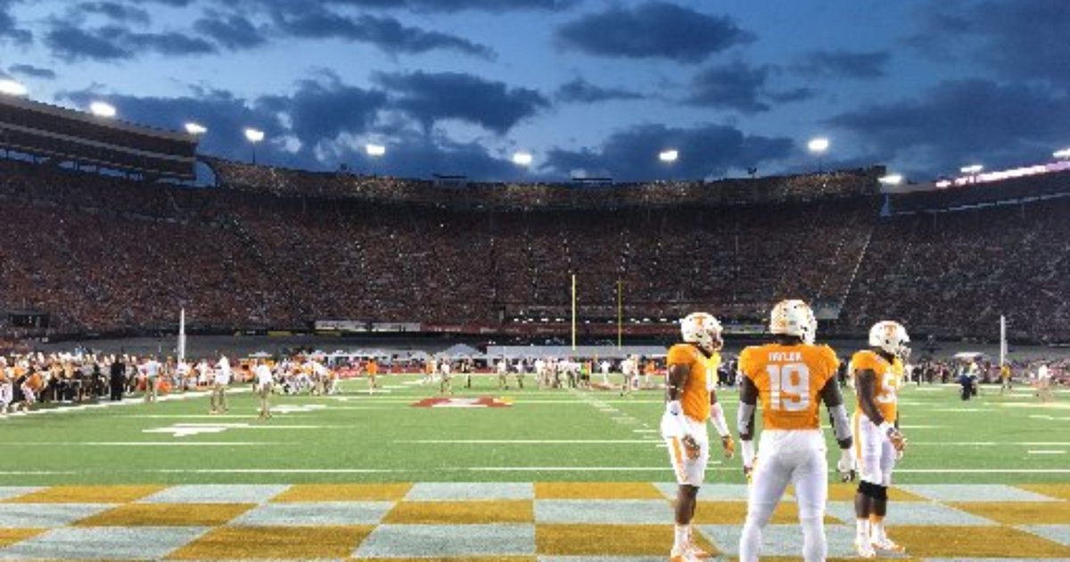 Will Tennessee Vols play another game at Bristol? Phillip Fulmer says he's 'not against' it bit.ly/2LttN1d