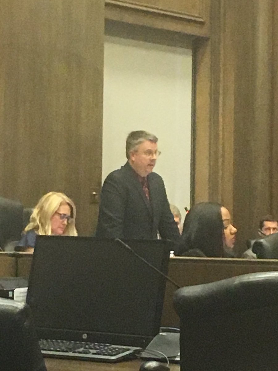 ParkvilleBob's tweet image. By 12-0 vote, @KCMO City Council authorizes the City Manager to release a Comprehensive #SmartCity RFP. Final draft on legal review now. Anticipate release week of June 4.