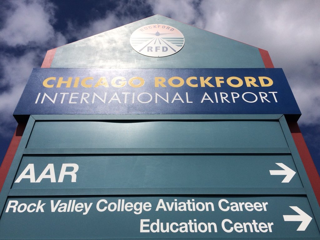 4geeman's tweet photo. Earn your A&amp;P ratings in #Illinois &amp; work at the new #DoingItRight #MRO of my employer, @AARCORP , at the @FlyRFD . Become an #aircraft #mechanic today! S/O to @SIU_AVT / @SIUAviation , @LincolnLand , @rvcgoldeneagles !! Happy #AMTDay !!! #BlueSkies, &amp; lets keep ‘em #Flying !!!! https://t.co/x19G81rXgn
