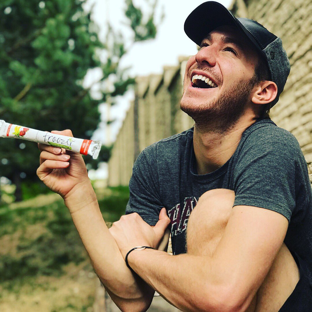 jasonbskates's tweet photo. A perfect snack for a perfect day! ็งใฏFroozerใๅคงๅฅฝใใงใ๏ผใจใฆใใใใใ๏ผ#Froozer #FroozerCrew #Maxletics
โ๏ธ๐๐๐โ๏ธ https://t.co/u5jKCY60jt