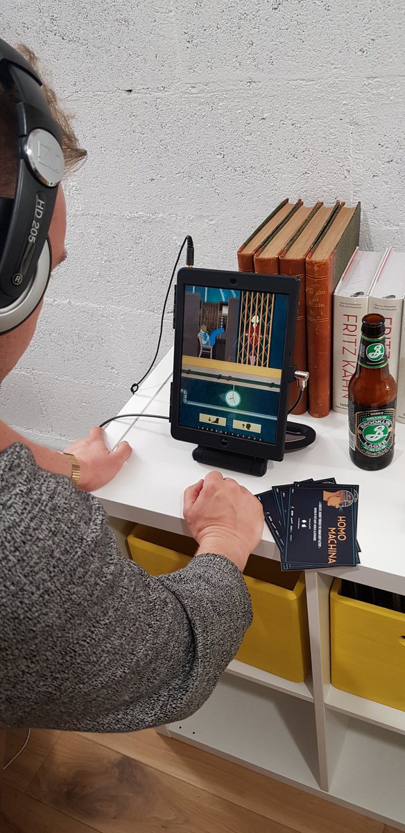 ToughBurger's tweet photo. Merci @ARTEfr de célébrer la sortie des jeux #HomoMachina et @VandalsGame ce soir chez nous à Montreuil ❤️❤️❤️ https://t.co/Y9xY98bDba