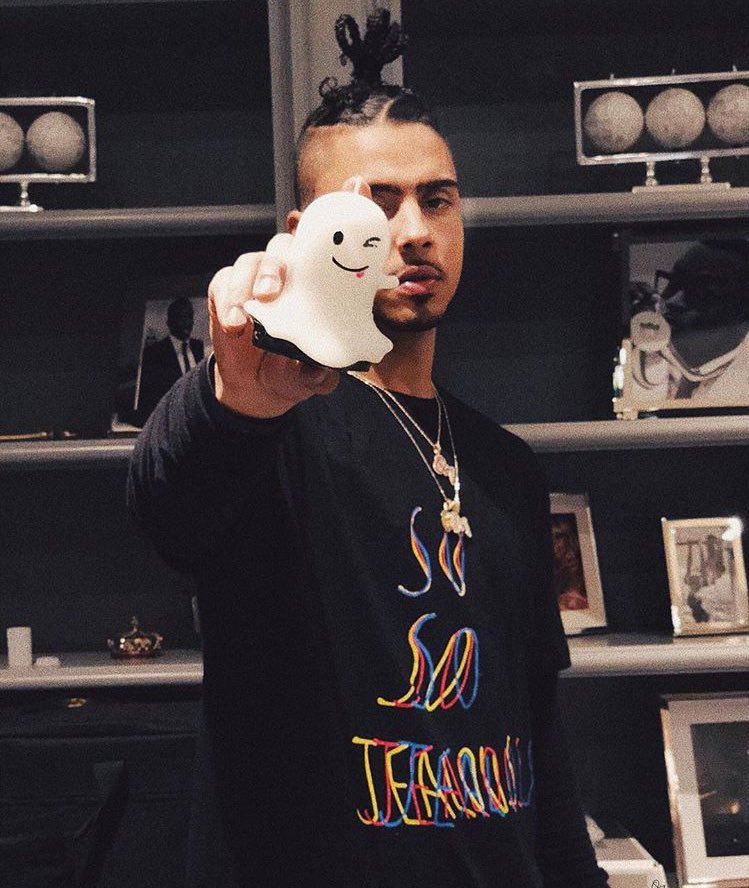 No Snaps allowed 🙎🏾‍♂️