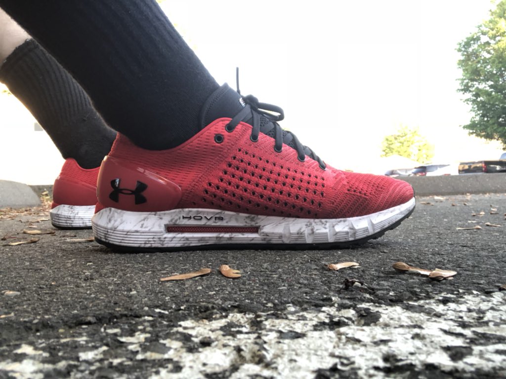 KenBuffa's tweet image. These shoes not only have GPS capabilities but they measure your stride. #FirstRunBack #UAConnected