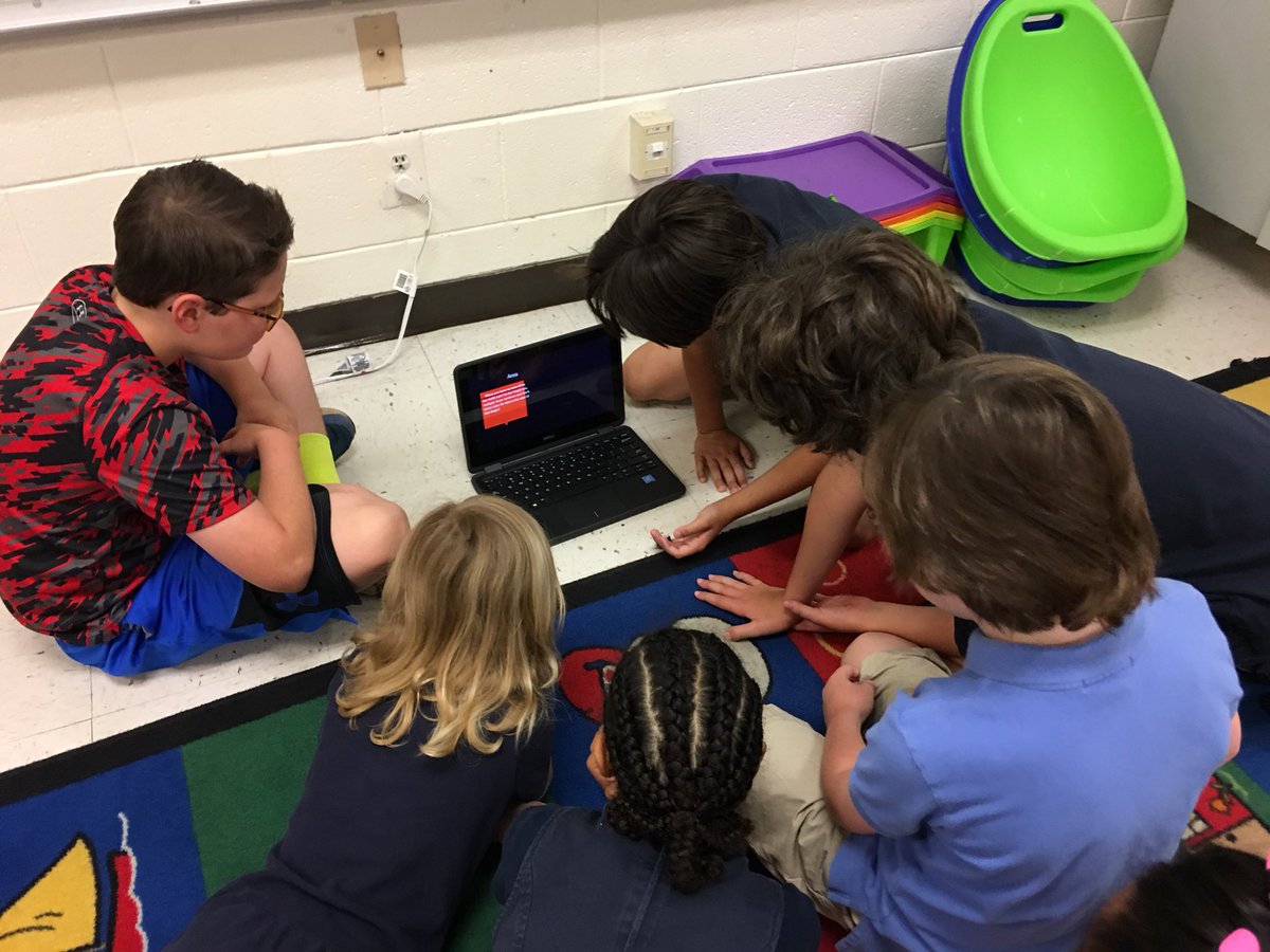 mrssirinek's tweet photo. Yesterday we gave second graders a glimpse of third grade! @SDE_principal @GoShapiro https://t.co/PdFt7InZOk