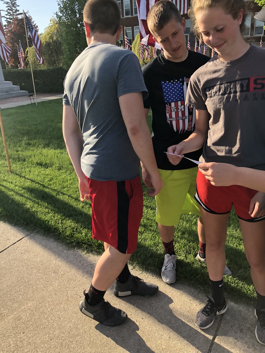 ecarlsonshs's tweet photo. #NationalScavengerHuntDay Memorial Day Scavenger Hunt for the flag crew! https://t.co/xR7eGdyJrO