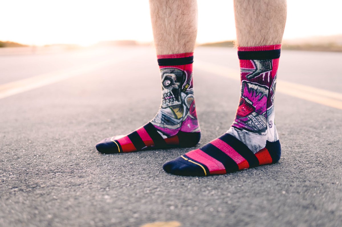 Merge4_'s tweet photo. Pool seshhh🤙
Click the link below to shop these killer socks by @Bobbydrawsskull
📸 @kaz_ko
https://t.co/zS7k36puVV
#stripe #skulls #poolsesh https://t.co/lPwHQu0kmB