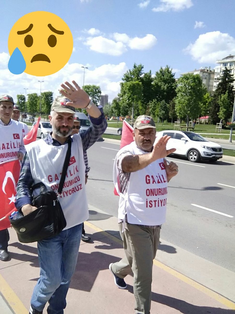 Bizi de süt uzun adam istediğimiz sadece onurumuz bizi de gazi yapın artık bu ayıp bizi çok yordu <a href="/RT_Erdogan/">rt_erdogan</a> <a href="/suleymansoylu/">Süleyman Soylu</a> <a href="/BinaliYiIdirim_/">Binali Yıldırım</a> <a href="/dbdevletbahceli/">Devlet Bahçeli</a> <a href="/muhammetbalta61/">Muhammet Balta 🇹🇷</a>