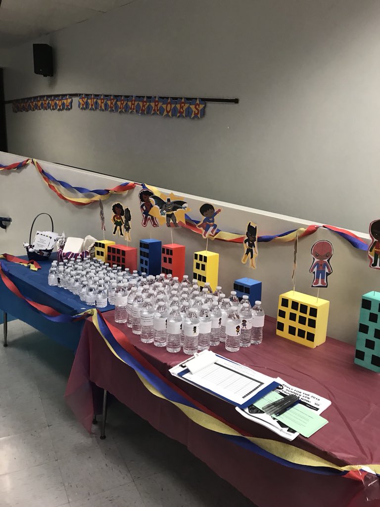 riverlandelem's tweet photo. Our Headstart and PreK SUPER Students celebrated their transition to the next level in true SUPER Hero fashion! #studentheroes #parentheroes #teacherheroes #principalhero @BCPSEarlyLearn https://t.co/nQjV2W0Cqn