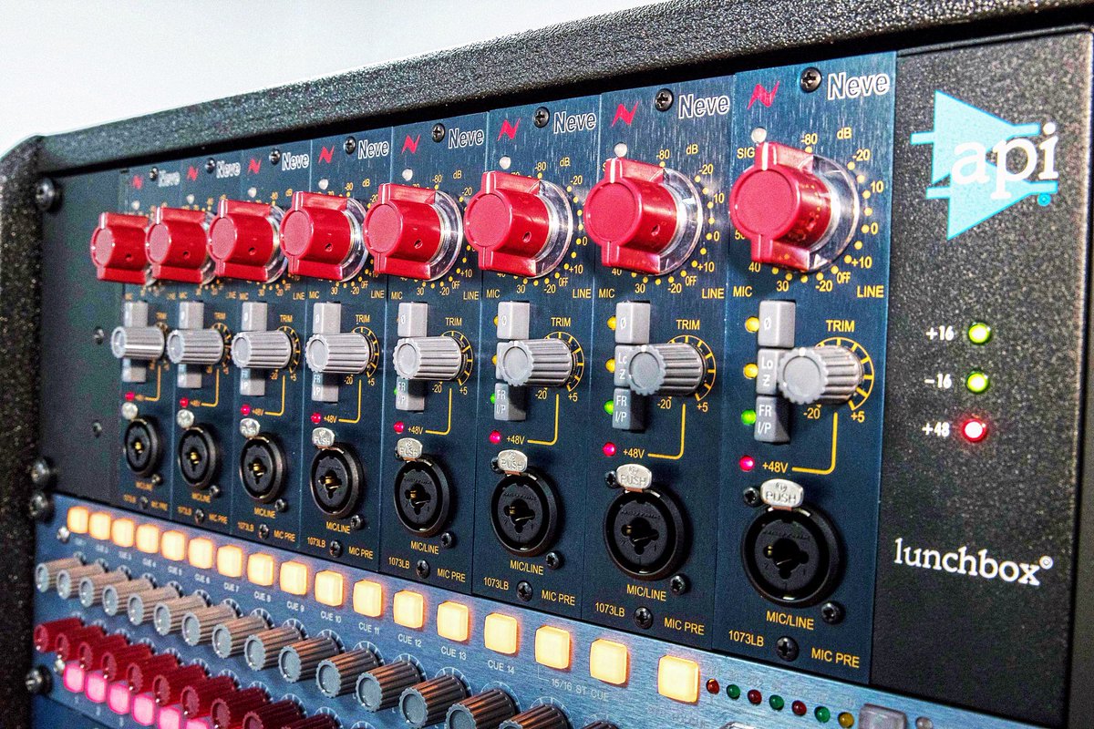 neve 1073 preamp ub volt