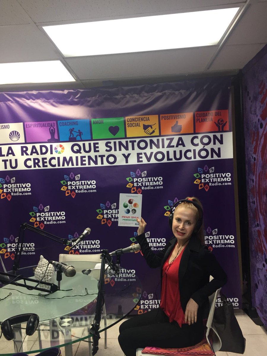 AZCommsPR's tweet photo. Con @MindaSeco en una maravillosa entrevista sobre #fengshuipersonal con la talentosa @VivianaBergmann https://t.co/tNpyhm4gLZ