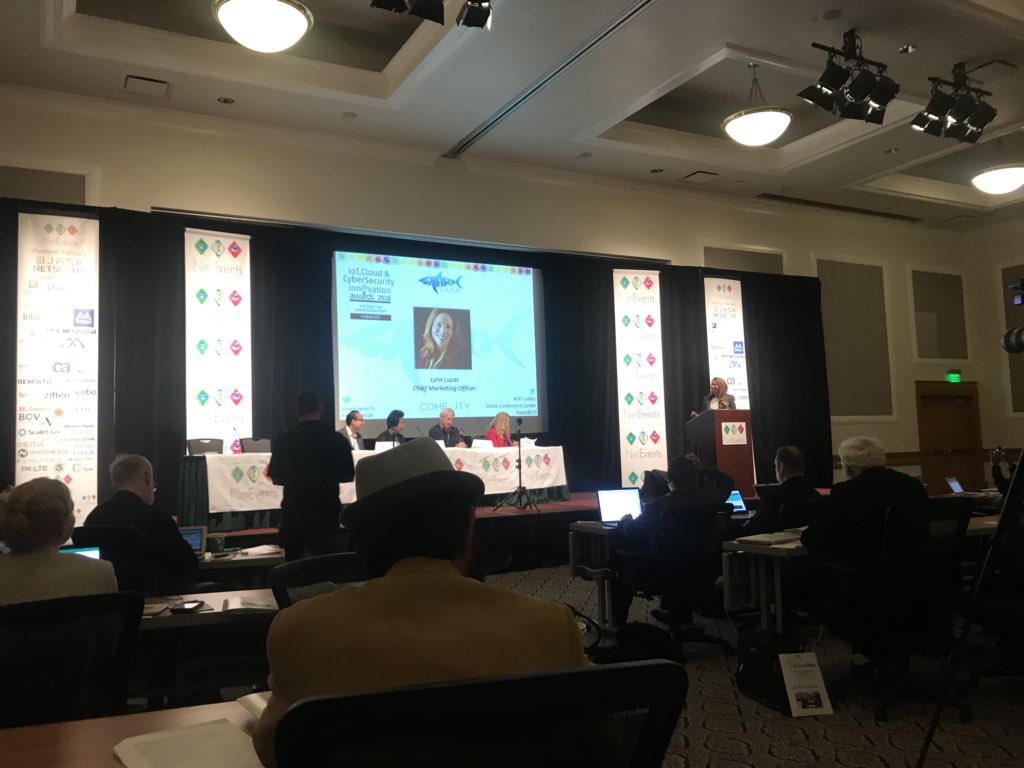 jenniadair's tweet image. Great Shark Tank style preso from the awesome @Lylucas #NetEvents18 @Cohesity is up for hot cloud startup award.