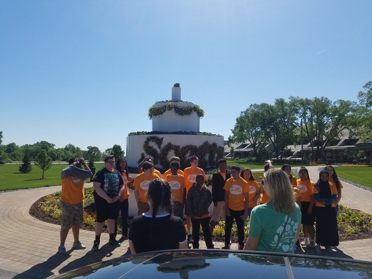 MetroInTech's tweet photo. Thanks to @Scotts_MGro for inviting students from the Legacy Scholars program to join you for your 150th birthday celebration! Happy birthday! https://t.co/J08jKREybA