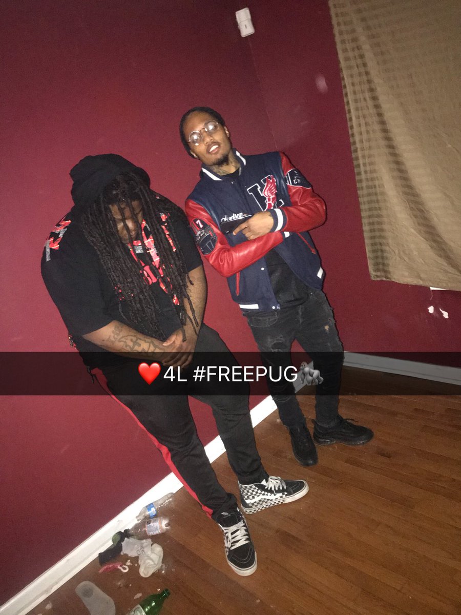 FAT_JANKYY's tweet photo. How you up and your dawg books ain’t str8🤡😂 free bro we locked in 4L https://t.co/beIojj2rZ7