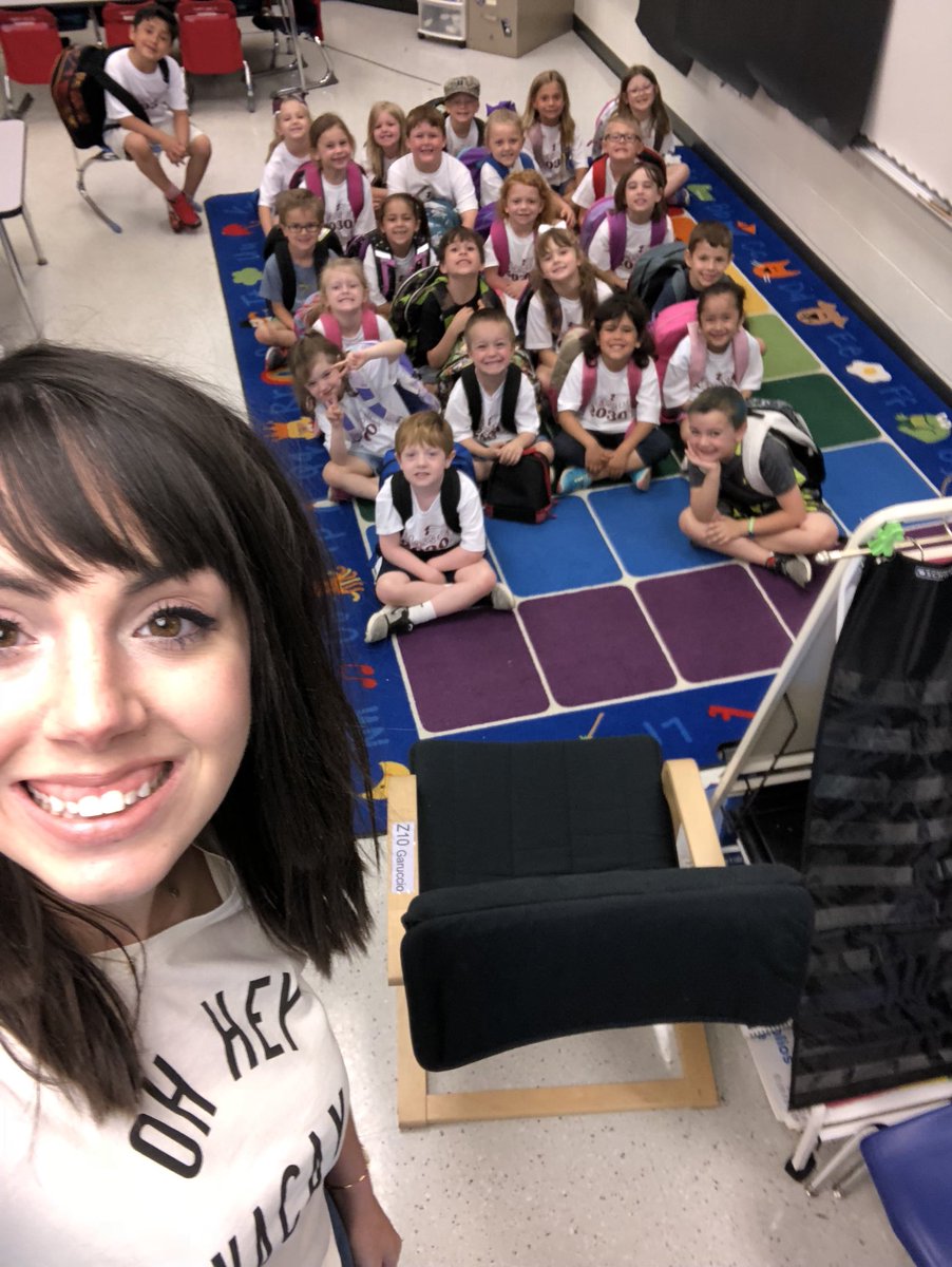 msgaruccio's tweet photo. What a fun and emotional last day! I couldn’t love them anymore! ❤️Thank you for another great year in kindergarten! #bowman #kdg #summervacation https://t.co/t3YBgLnDde
