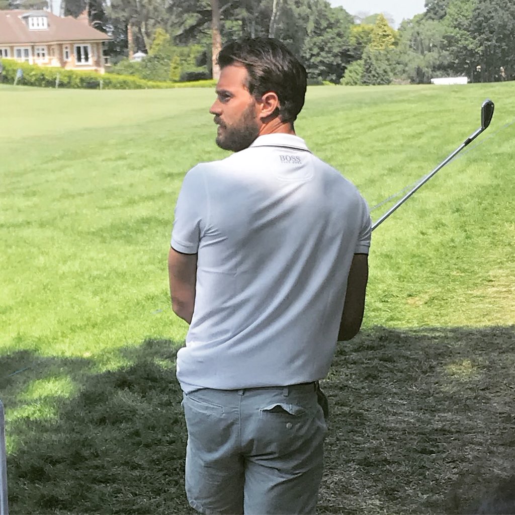 RoratoSilvia's tweet photo. #JamieDornan     #ViewVeryInteresting      #ReallyExceptional     #BMWPGA   Thank you very much  @enid_eyeglass https://t.co/PS40ZEgo0c