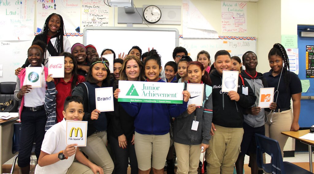 ja_miami's tweet photo. Thanks to our friends from @Zingrides for volunteering today! #thankyou #educate #volunteer #financialliteracy https://t.co/71XnYS6Yx8