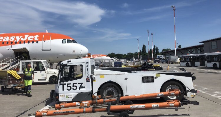 Heute haben wir das Flugzeug nach Berlin genommen. Der Flug ist gut gelaufen!🇩🇪 #intercanviBC1718 #ichliebedeutsch