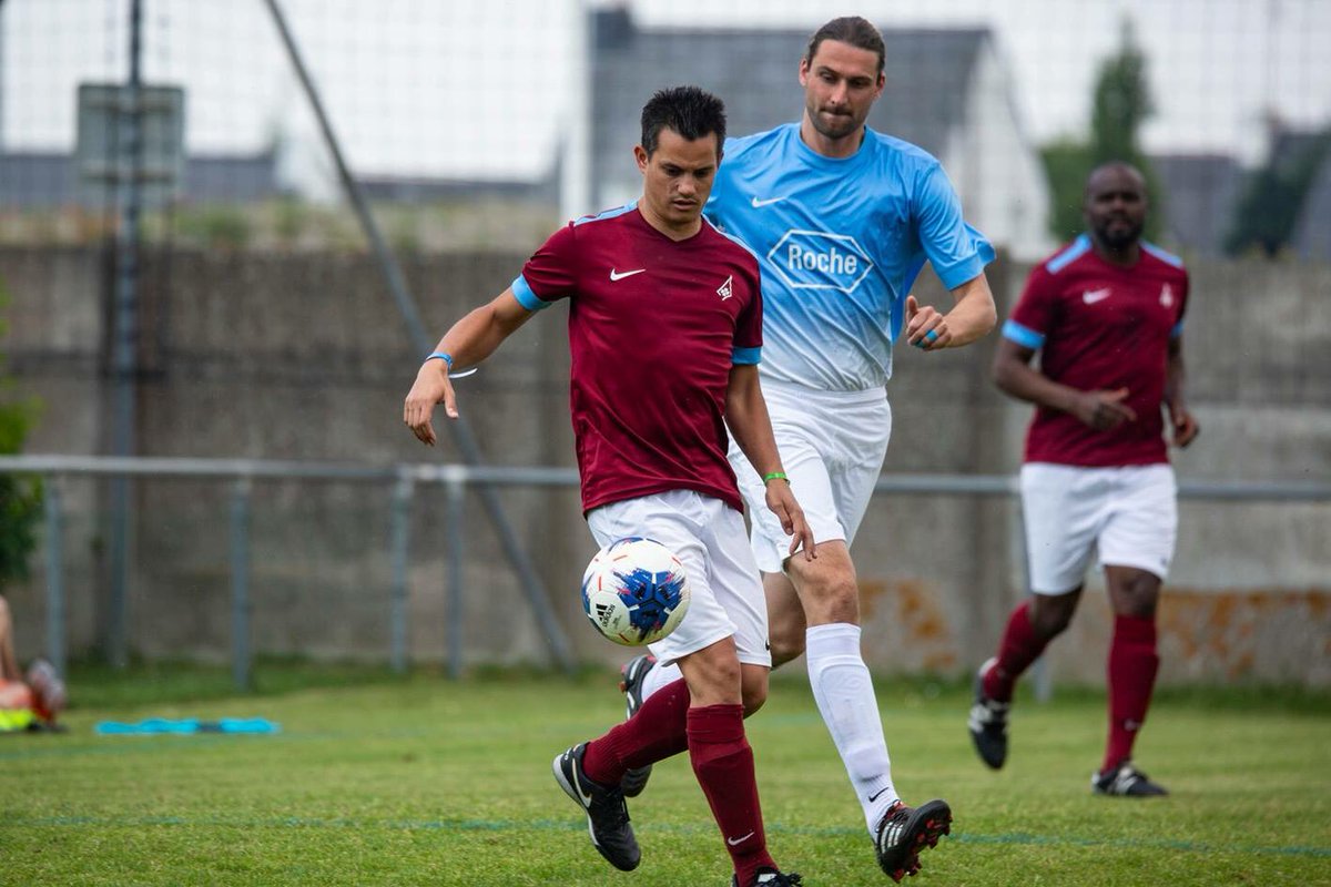 caroline_paux's tweet photo. 5000 sportifs provenant de 50 nations, s’affrontent pendant cinq jours à La Baule à l’occasion des jeux mondiaux du sport d’entreprise. Football a 7.   #WCSG2018 #sports #sportentreprise #labaule https://t.co/Fl57l8zCc9
