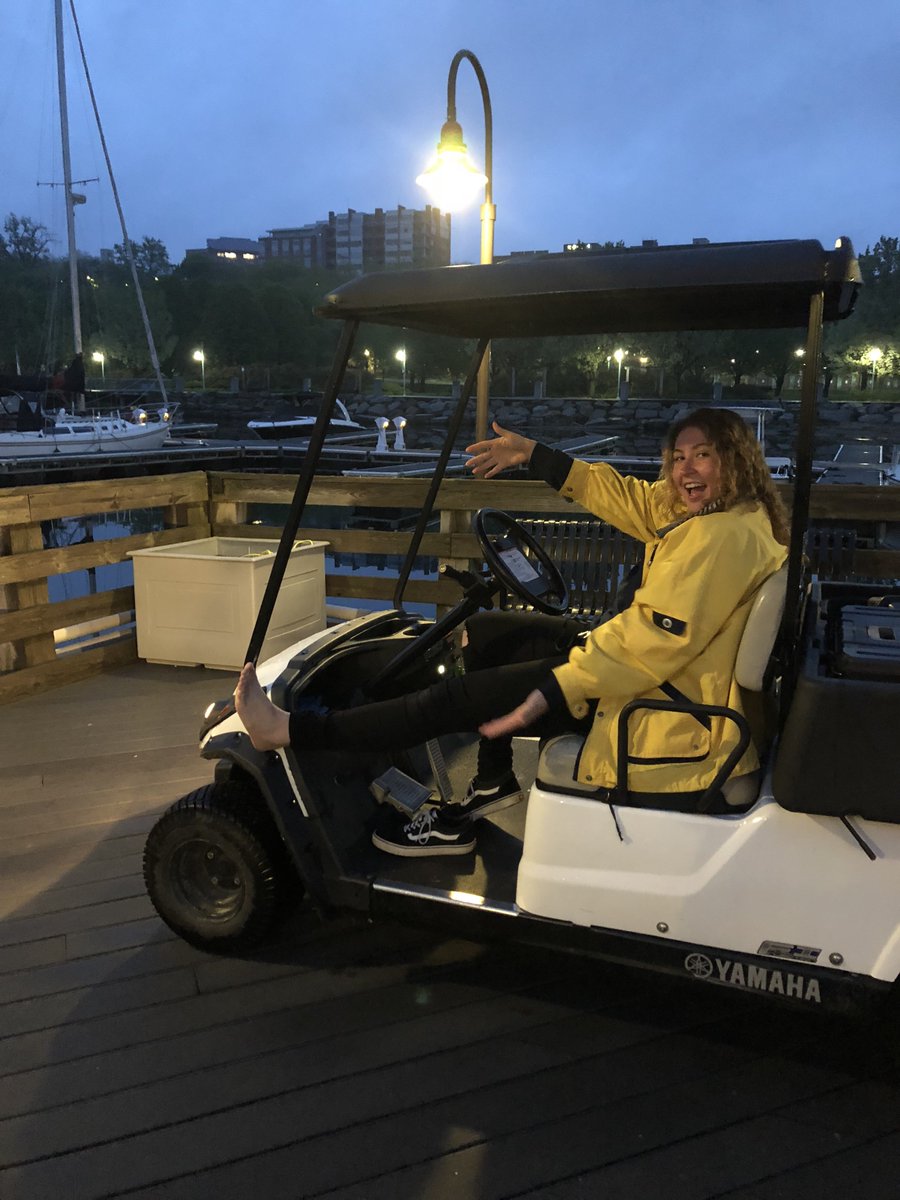 Even our overnight security knows a thing or two on performing tasks with one sock on!

#RockOneSock #RockOneSockVT #NationalMissingKidDay #boathouse #burlington #weprotecttoo