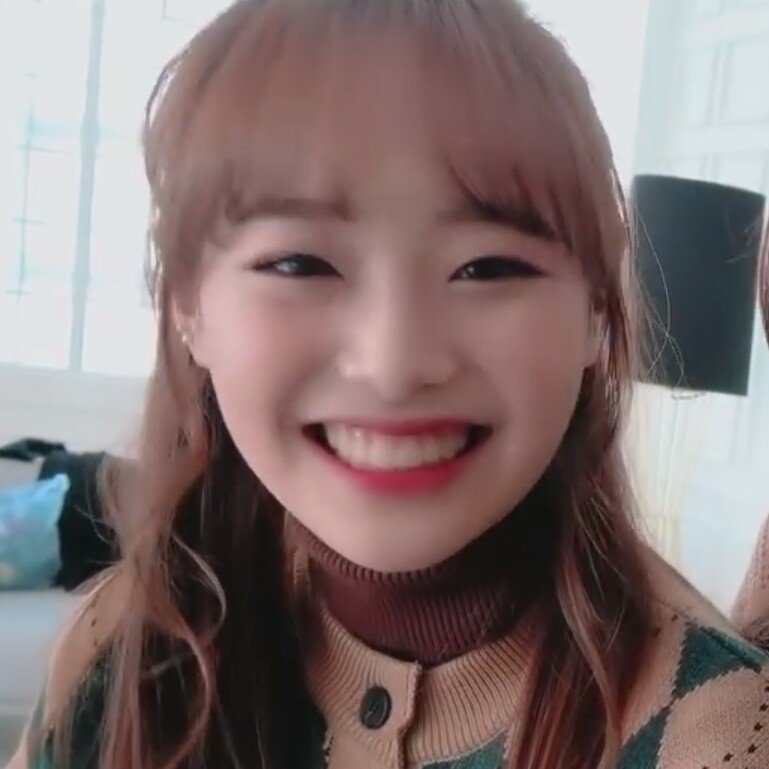 RPG13_'s tweet photo. chuu; loona @13kchuu https://t.co/YWos91Scxo