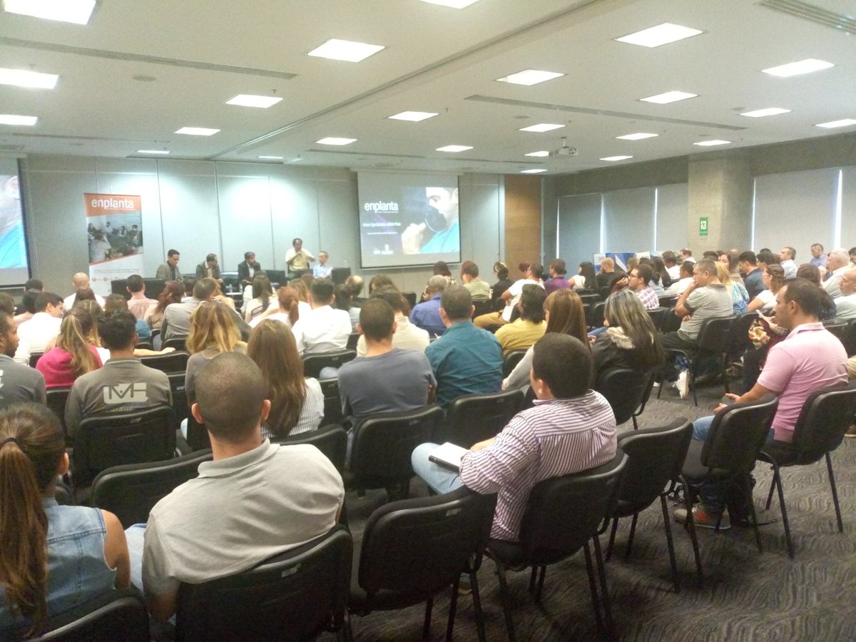 Luis01Ossa's tweet photo. Panel de expertos #Enplanta 2018: el "mejoramiento contínuo impacta positivamente la rentabilidad de las empresas de todos los sectores eccos" @cta_co @AlcaldiadeMed @arboledajaime @sechavarriae https://t.co/fcioaa2K69